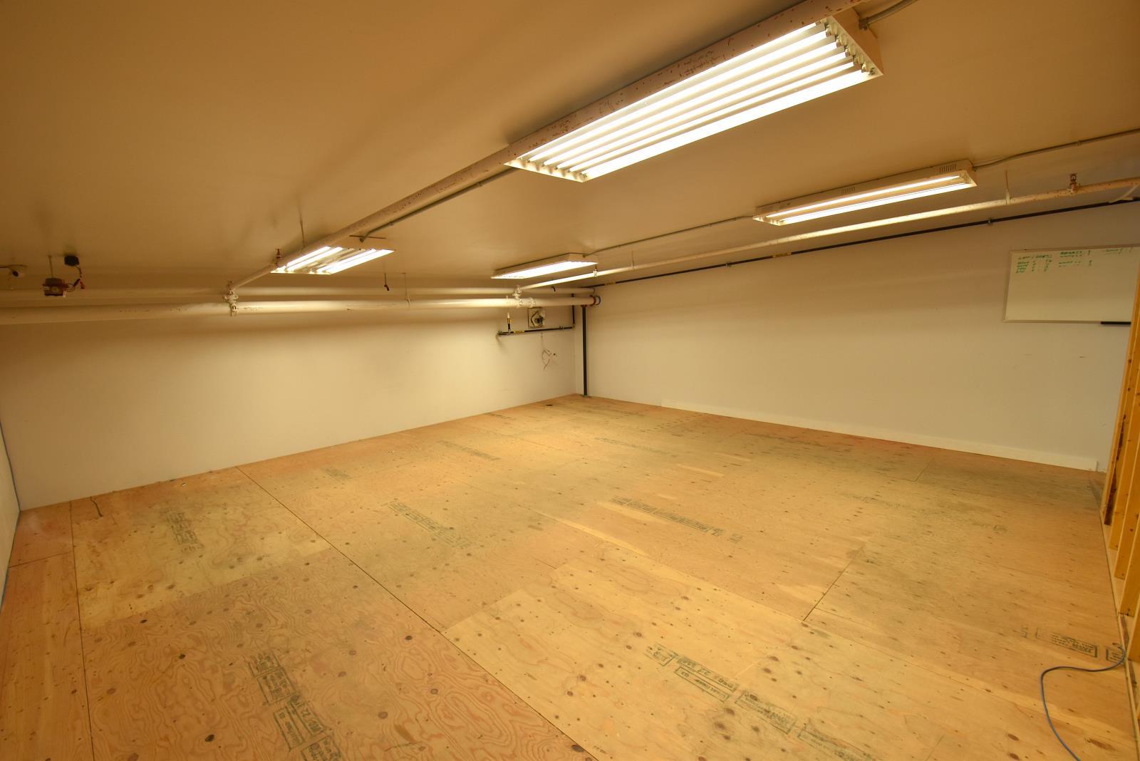 9903 209 Street Nw, Edmonton, AB