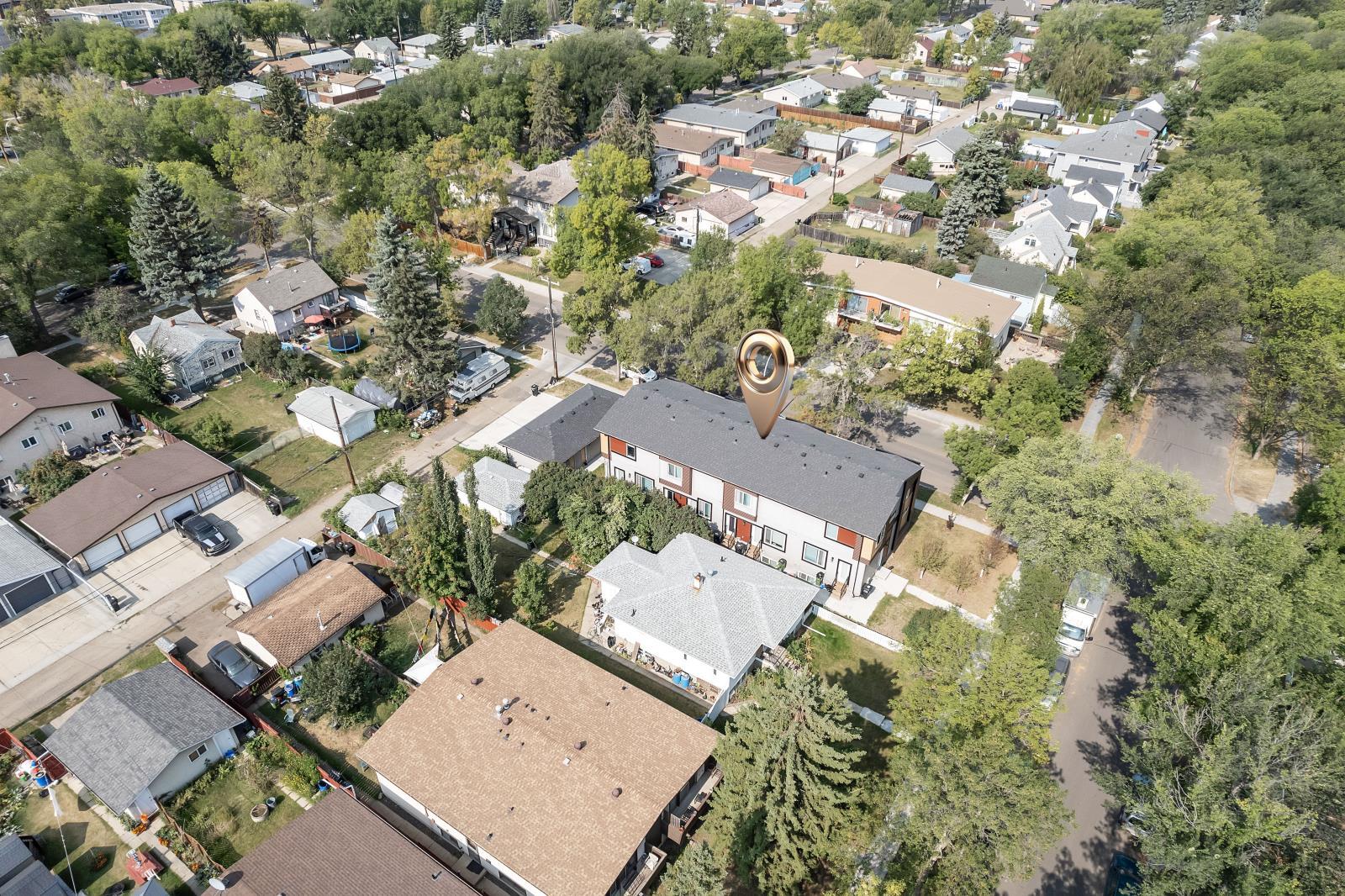 7903 122 Avenue, Edmonton, AB - Outdoor With View