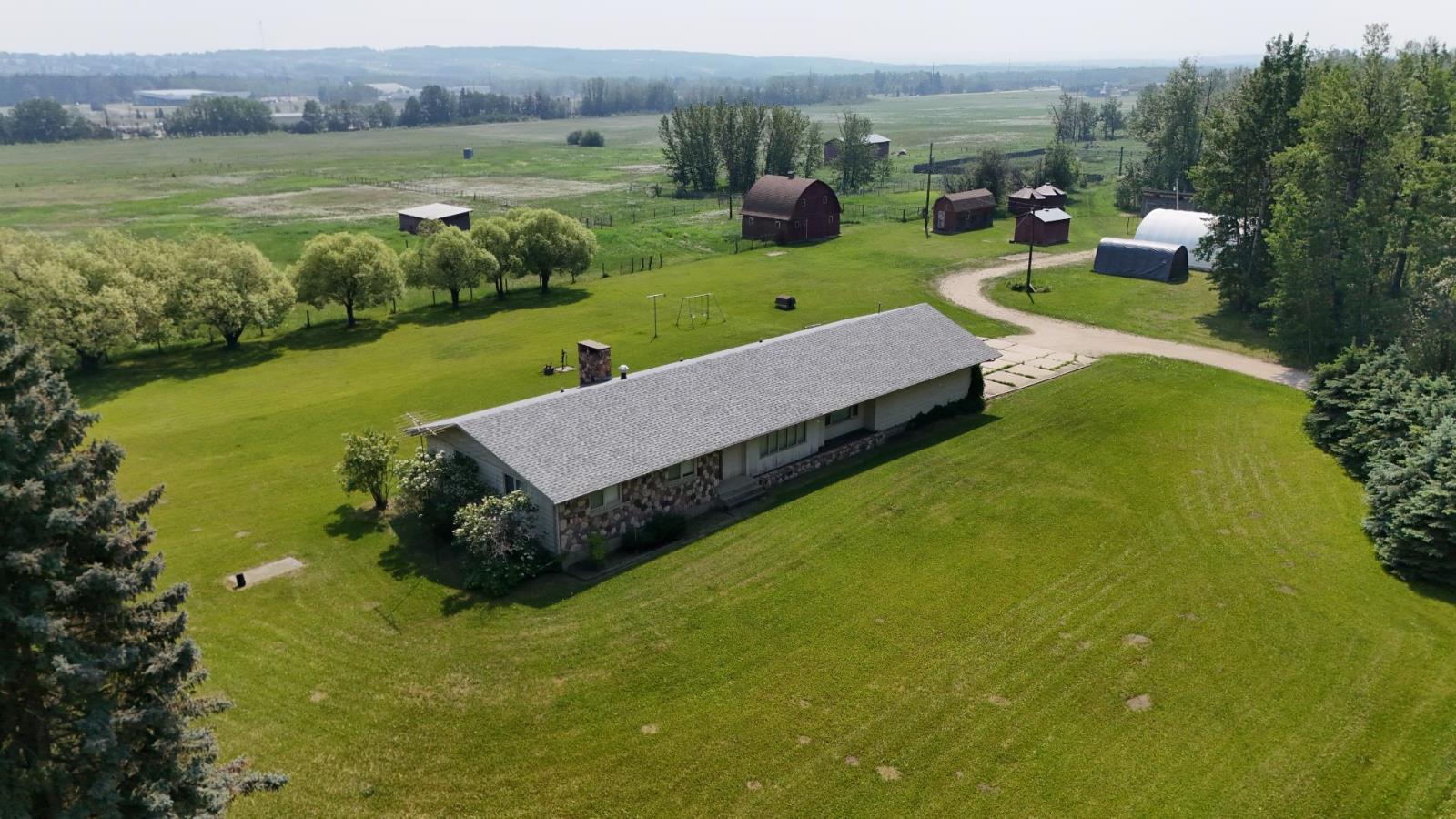 6311 50 Avenue, Drayton Valley, AB