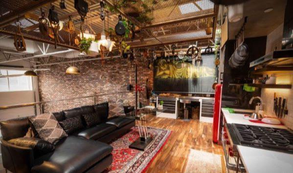 13005 93 Avenue, Edmonton, AB