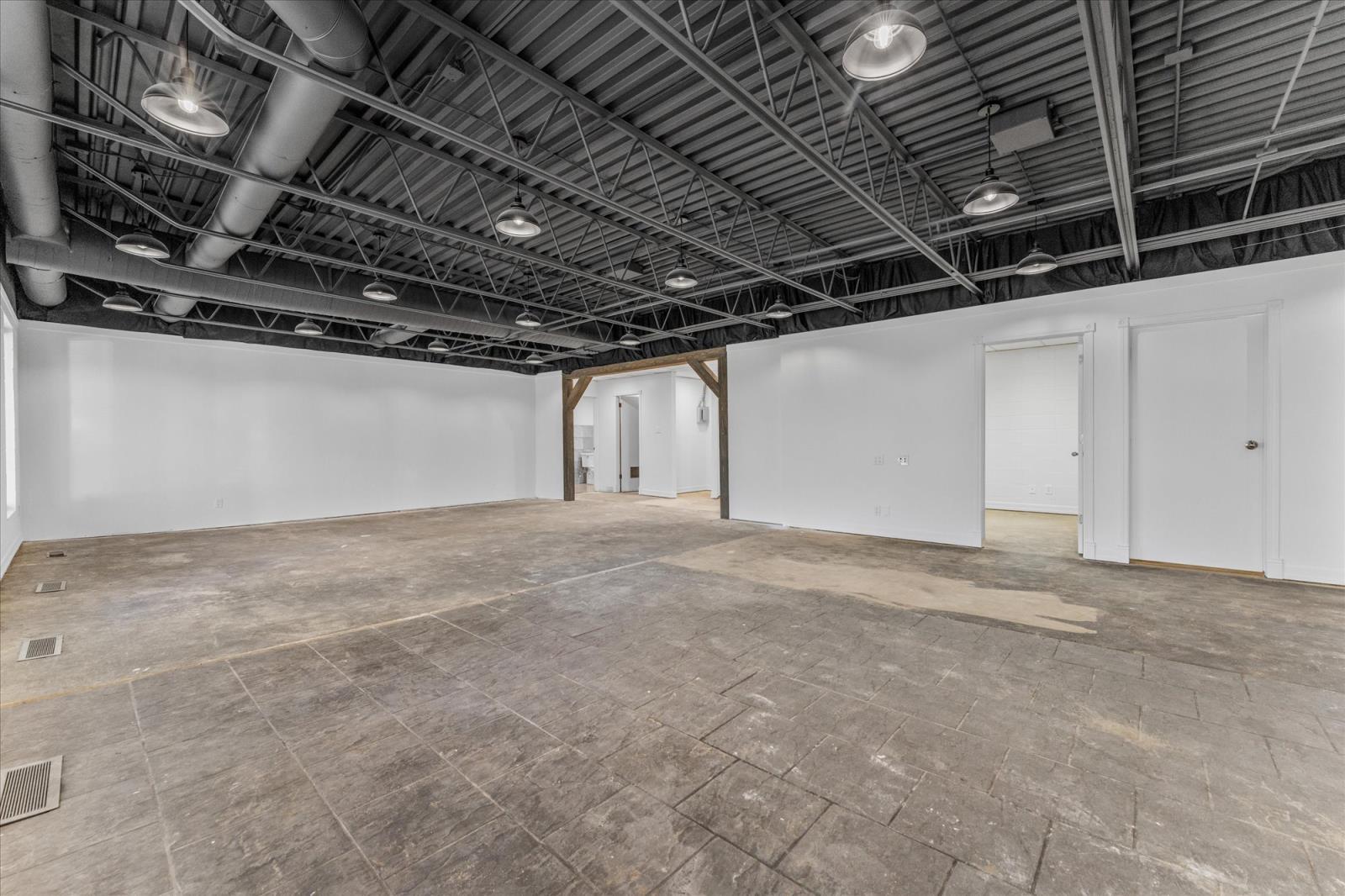 10041 81 Ave Nw, Edmonton, AB