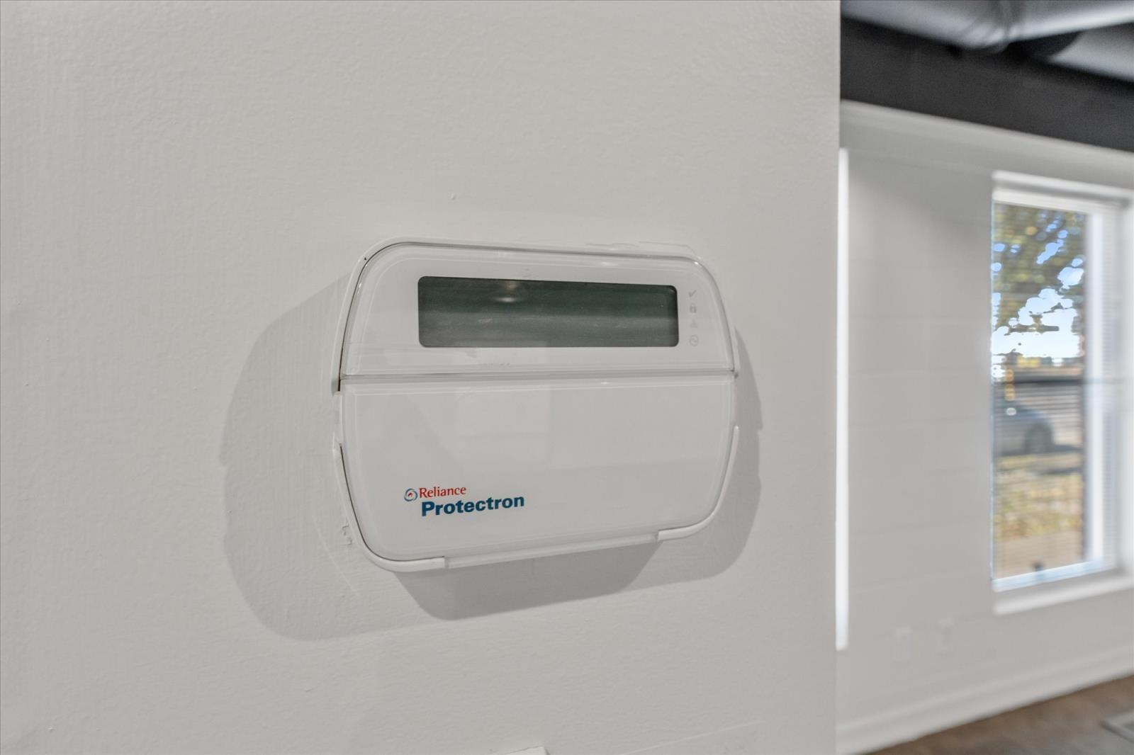 10041 81 Ave Nw, Edmonton, AB