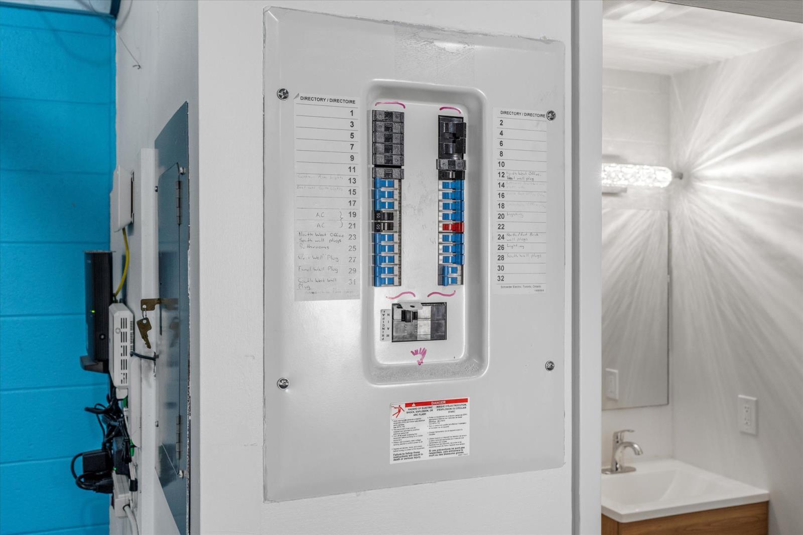 10041 81 Ave Nw, Edmonton, AB