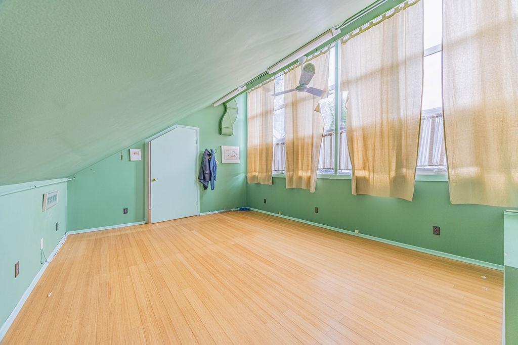 9865 85 Avenue, Edmonton, AB