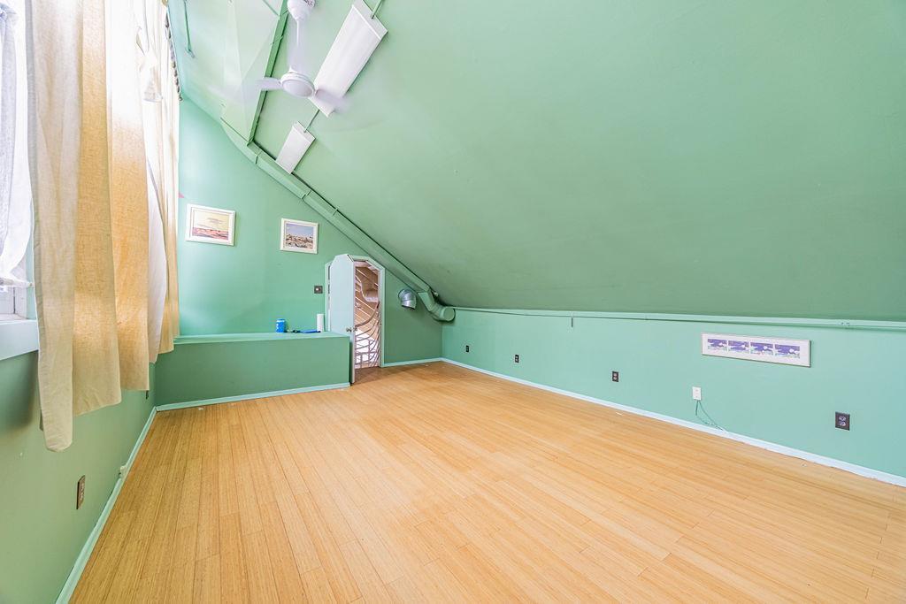 9865 85 Avenue, Edmonton, AB