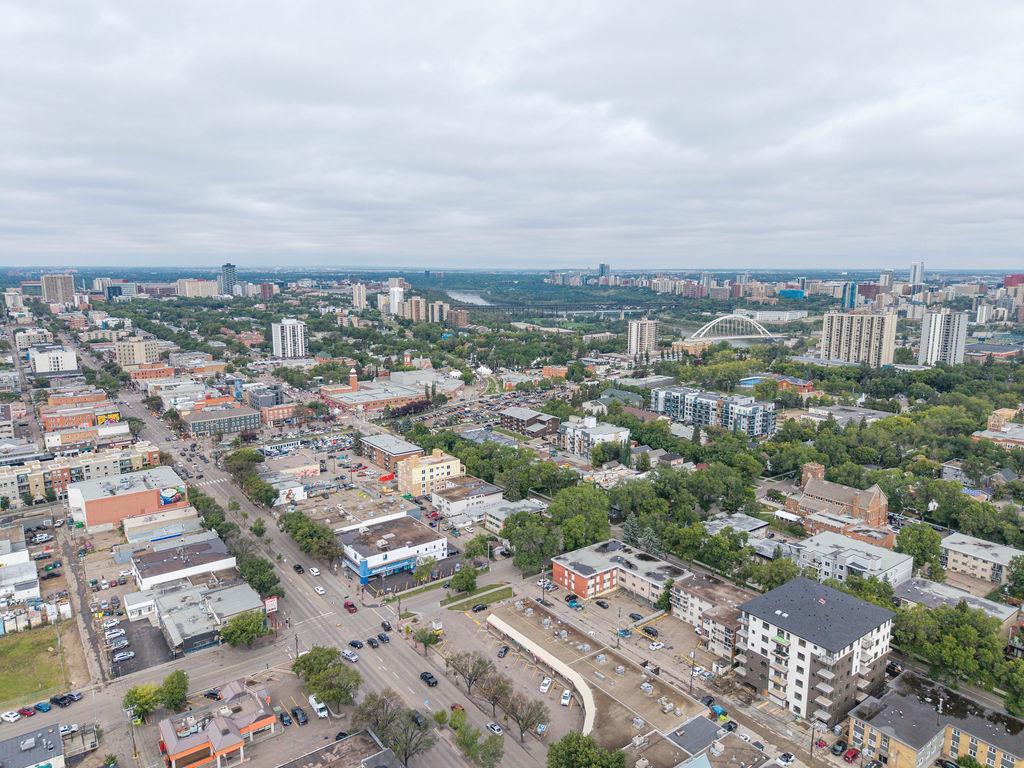 9865 85 Avenue, Edmonton, AB