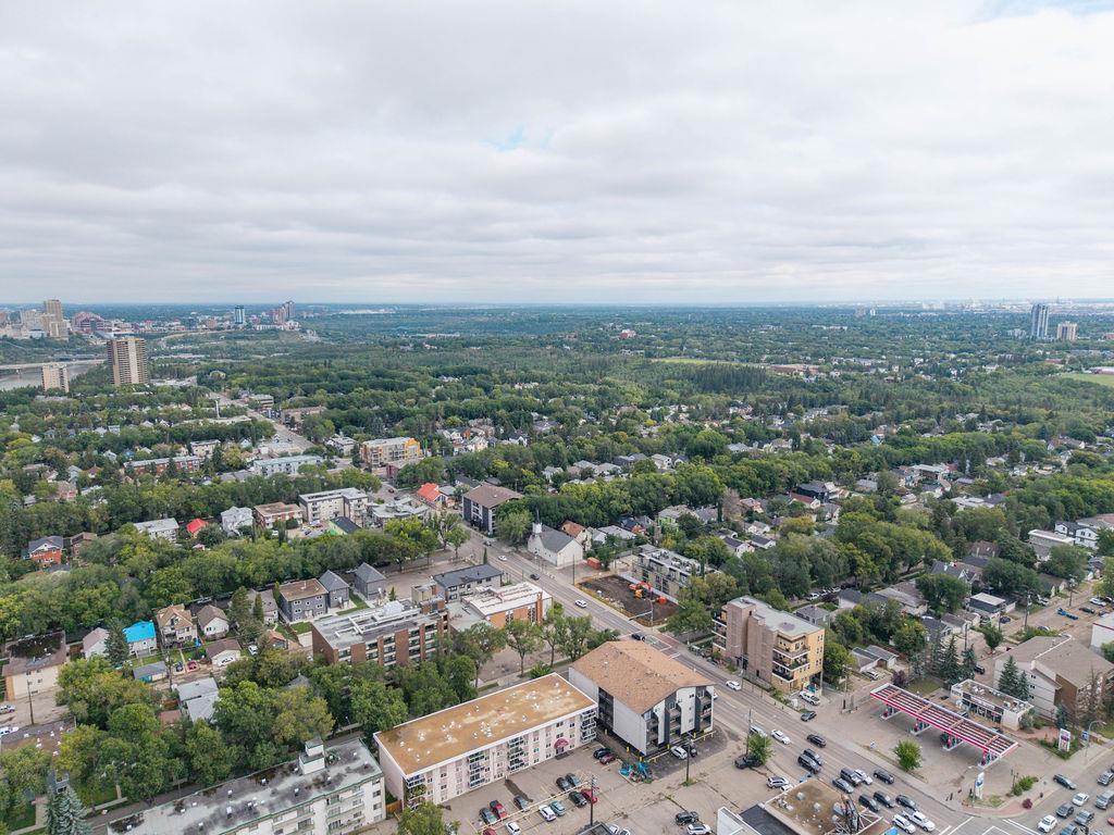 9865 85 Avenue, Edmonton, AB