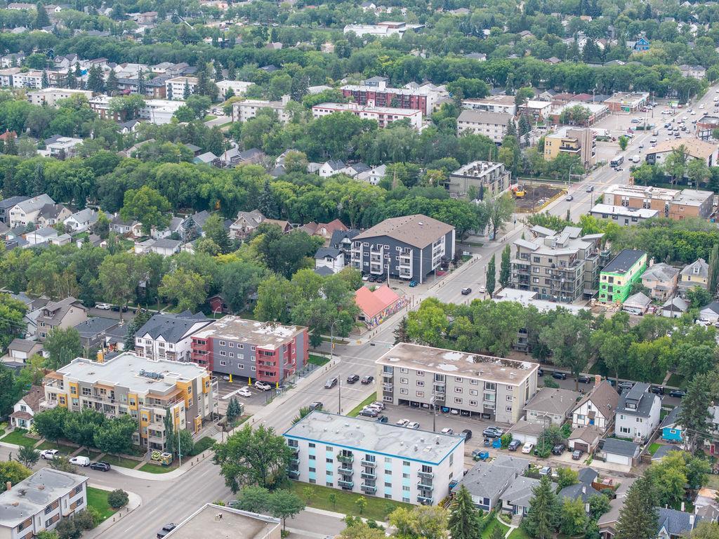 9865 85 Avenue, Edmonton, AB