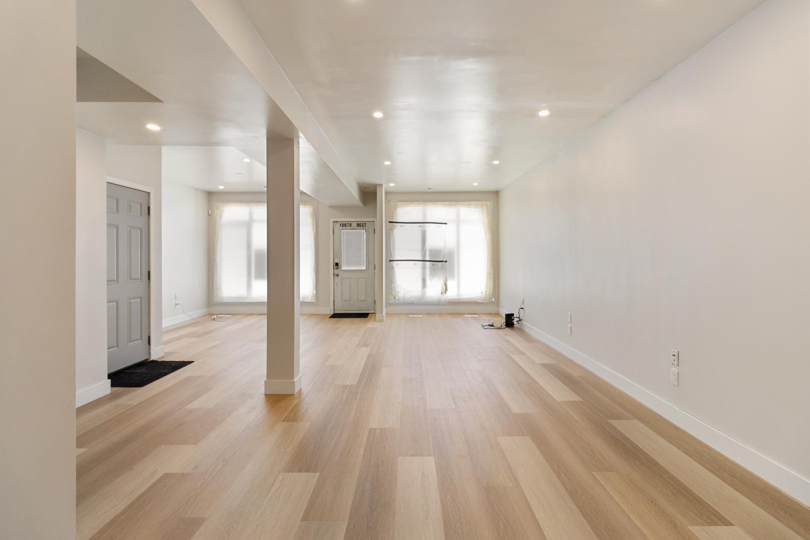 10870 96 Street, Edmonton, AB