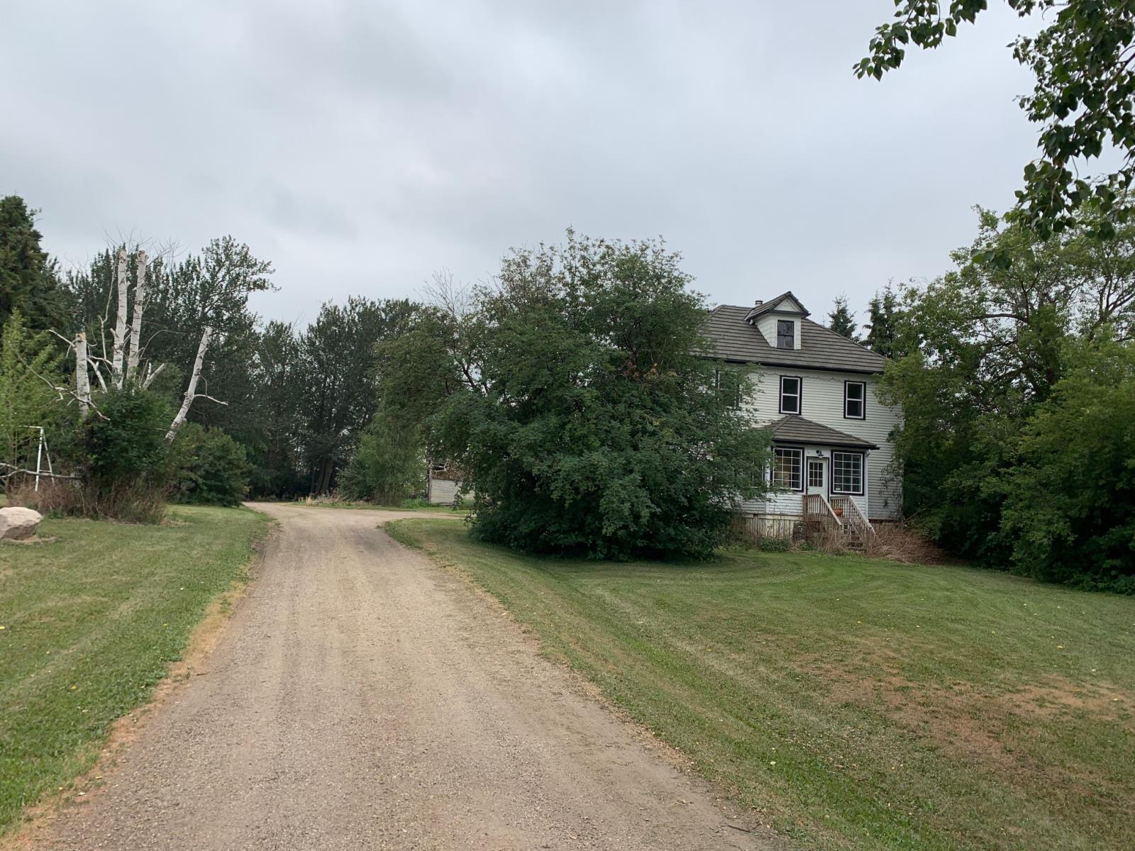 27525 79 Avenue, Stony Plain, AB