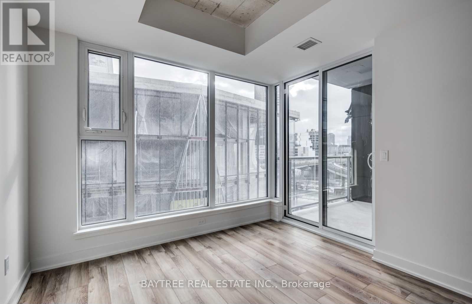 719 - 30 Baseball Place, Toronto, ON - Indoor Photo Showing Other Room