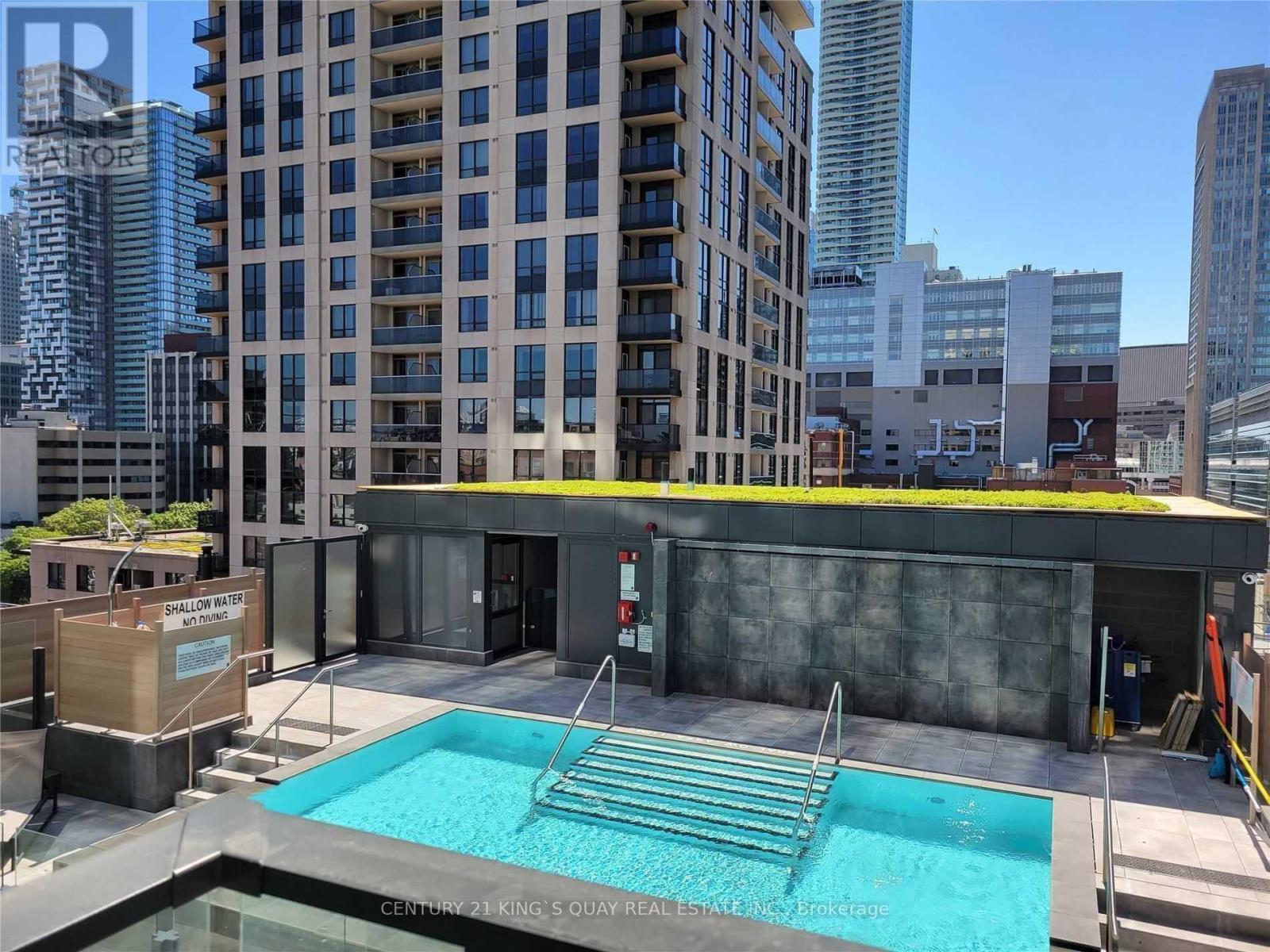 1809 - 77 Shuter Street, Toronto, ON - Outdoor