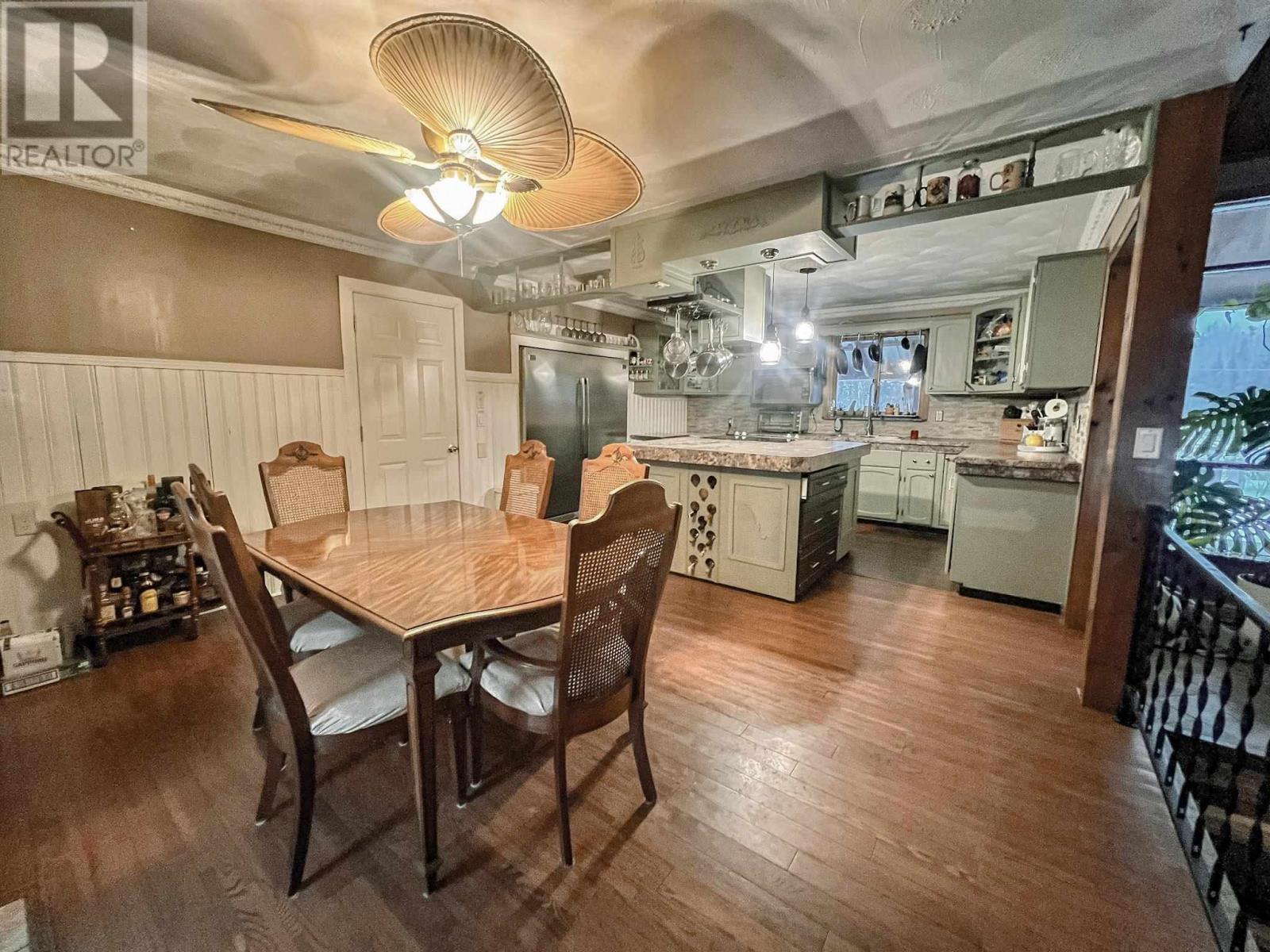 1257 Riverview Rd, Serpent River, ON - Indoor Photo Showing Dining Room