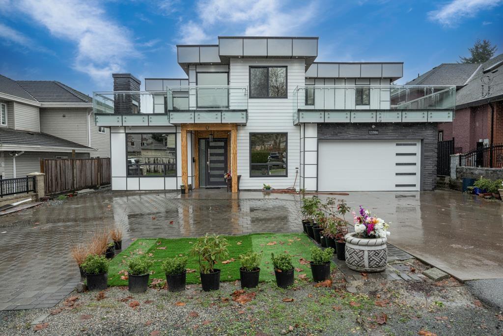 13306 90 Avenue, Surrey, BC - Outdoor