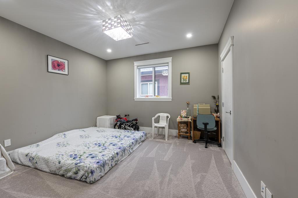 13306 90 Avenue, Surrey, BC - Indoor