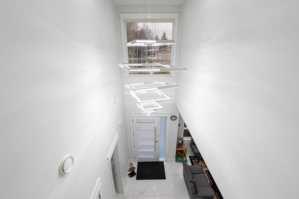 13306 90 Avenue, Surrey, BC - Indoor Photo Showing Other Room