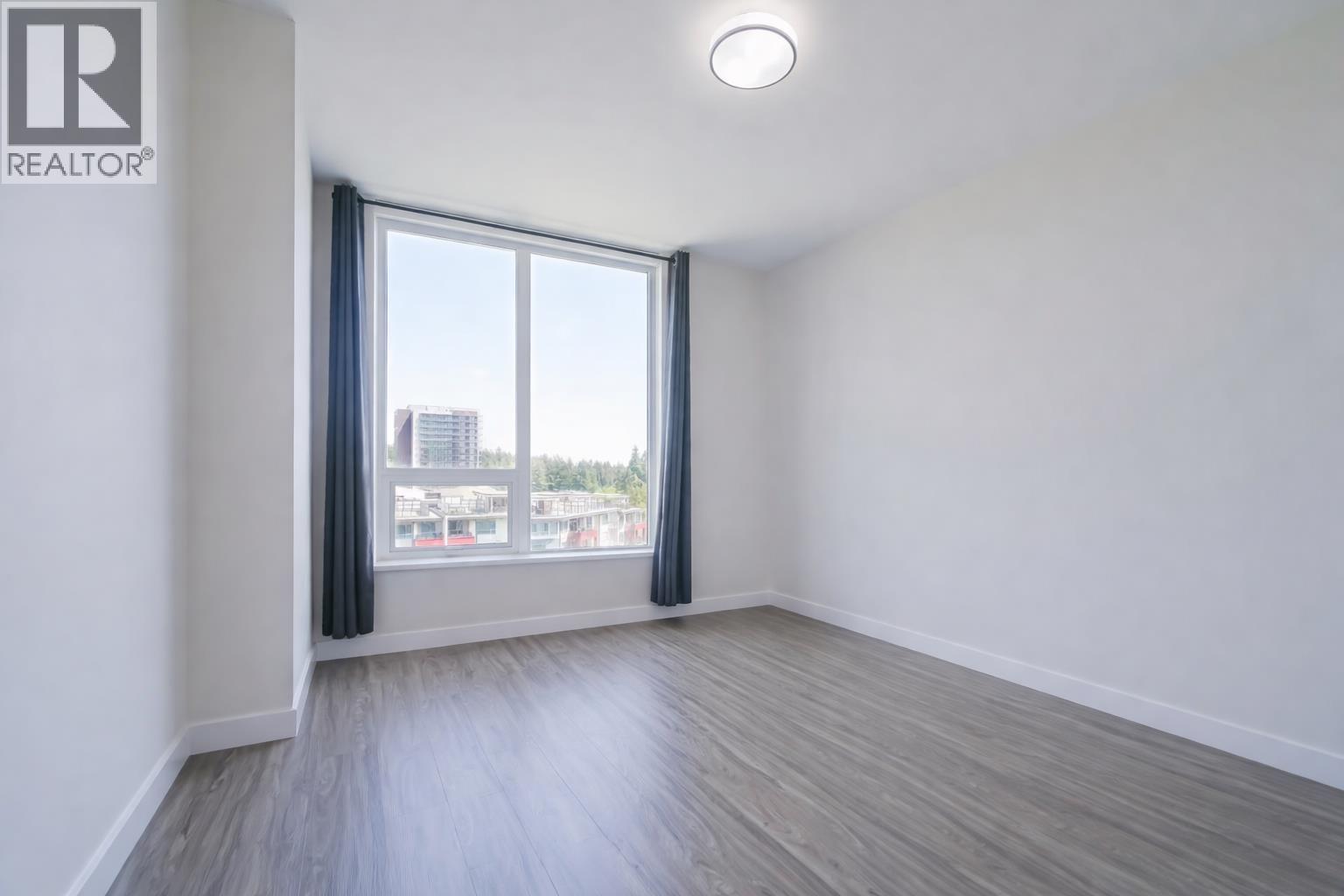 1005 3533 Ross Drive Drive, Vancouver, BC - Indoor Photo Showing Other Room