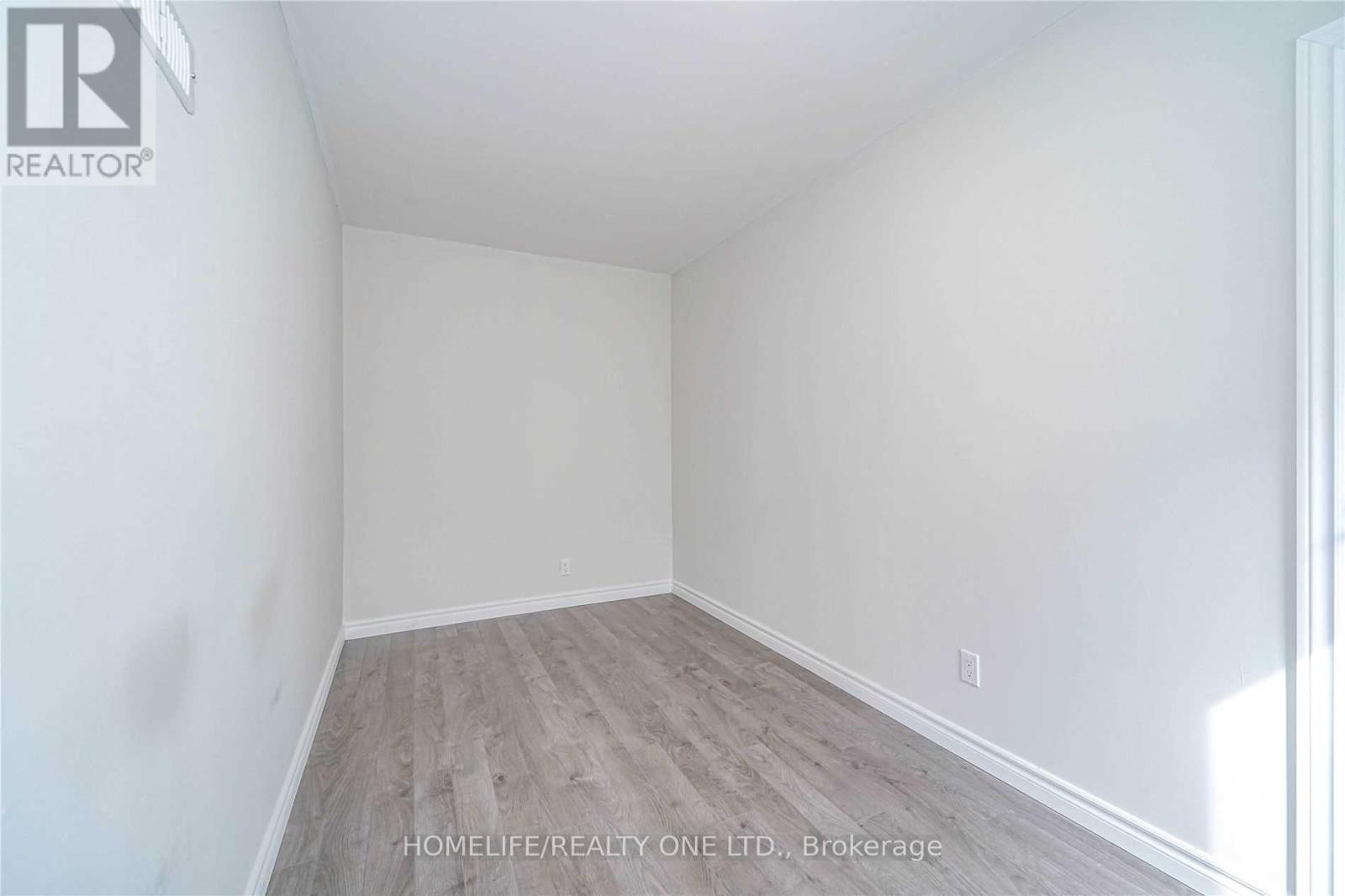 104 Benson Avenue, Toronto, ON - Indoor Photo Showing Other Room