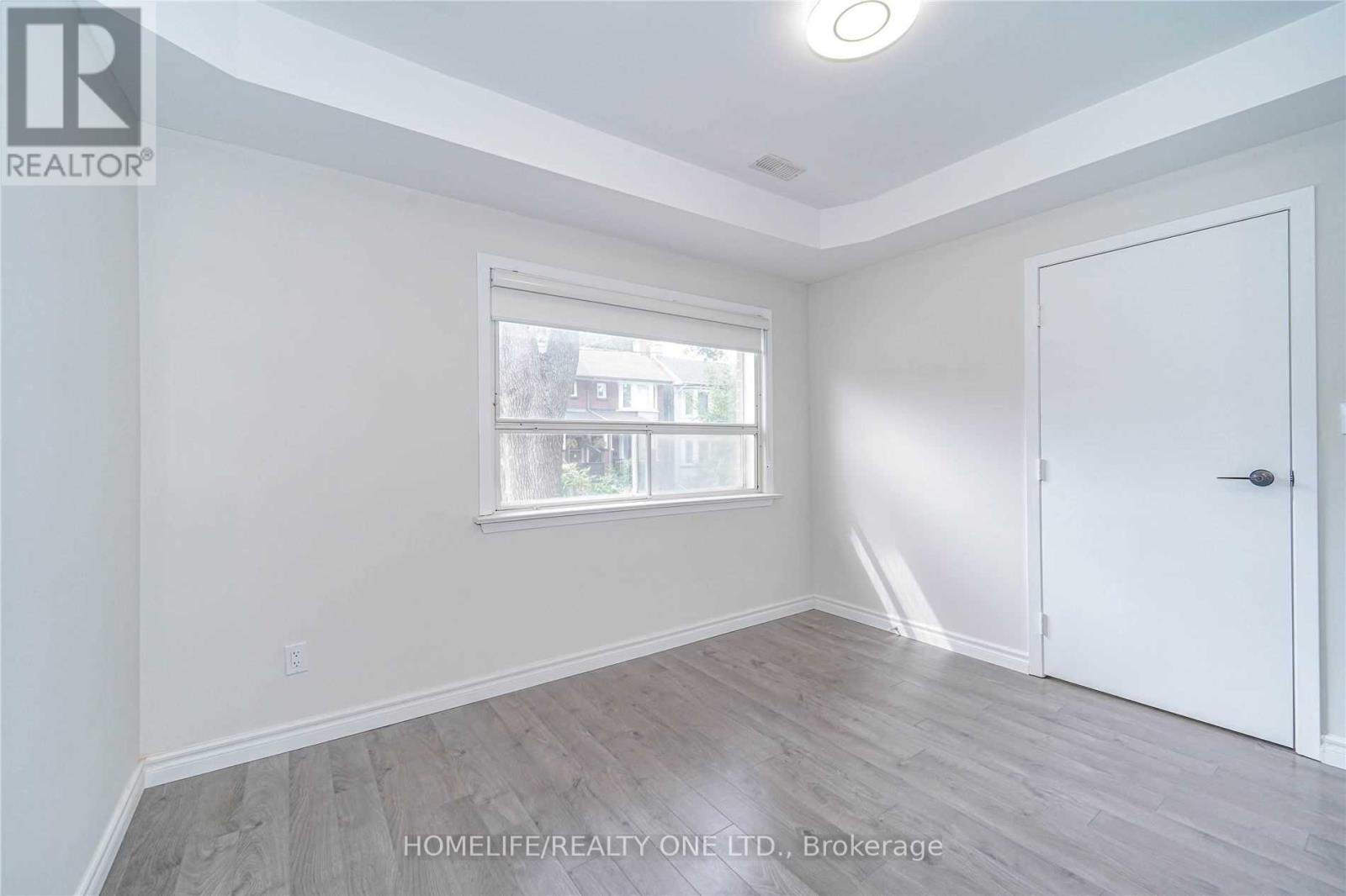 104 Benson Avenue, Toronto, ON - Indoor Photo Showing Other Room