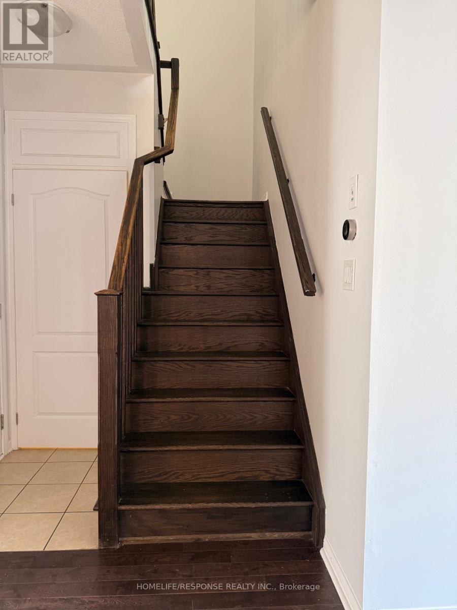 1059 Savoline Boulevard, Milton, ON - Indoor Photo Showing Other Room