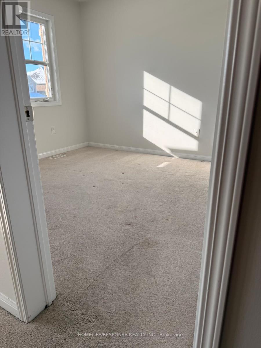 1059 Savoline Boulevard, Milton, ON - Indoor