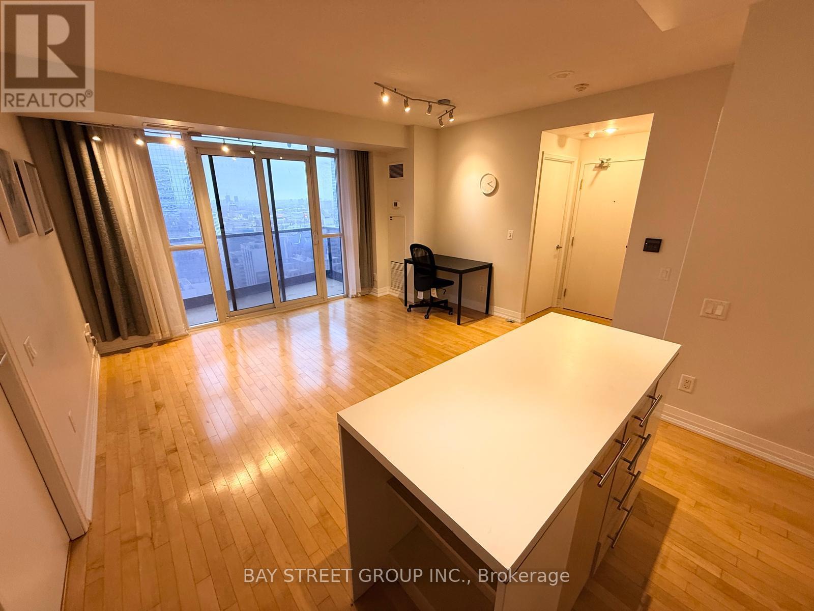 3101 - 21 Carlton Street, Toronto, ON - Indoor Photo Showing Other Room