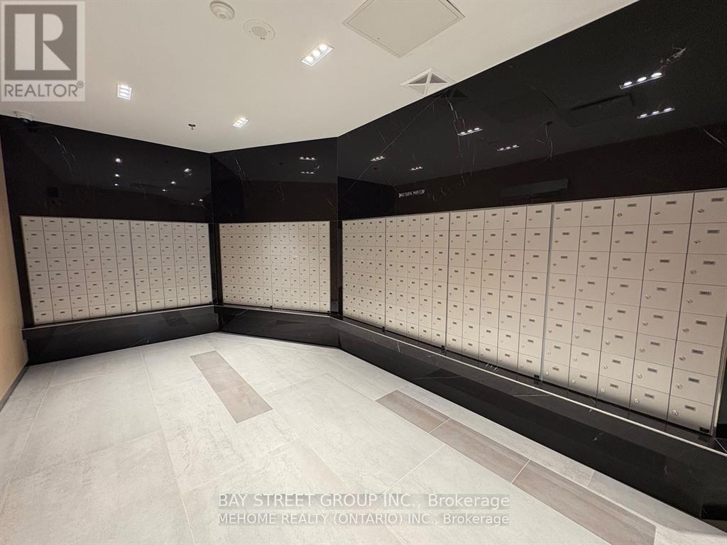 3101 - 21 Carlton Street, Toronto, ON - Indoor Photo Showing Other Room