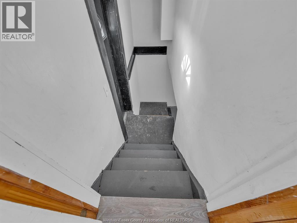 1453 Marentette, Windsor, ON - Indoor Photo Showing Other Room