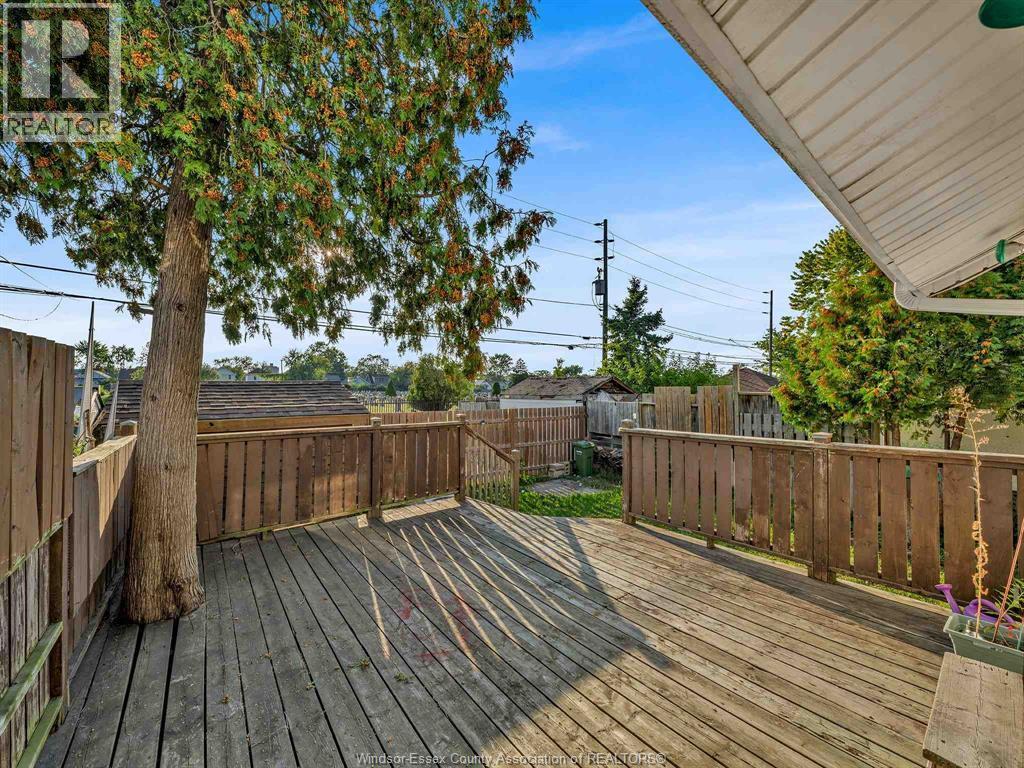 1453 Marentette, Windsor, ON - Outdoor With Deck Patio Veranda