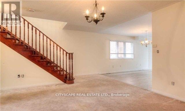 Upper - 5227 Tresca Trail, Mississauga, ON - Indoor Photo Showing Other Room