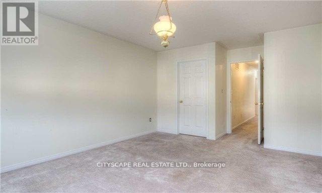 Upper - 5227 Tresca Trail, Mississauga, ON - Indoor Photo Showing Other Room