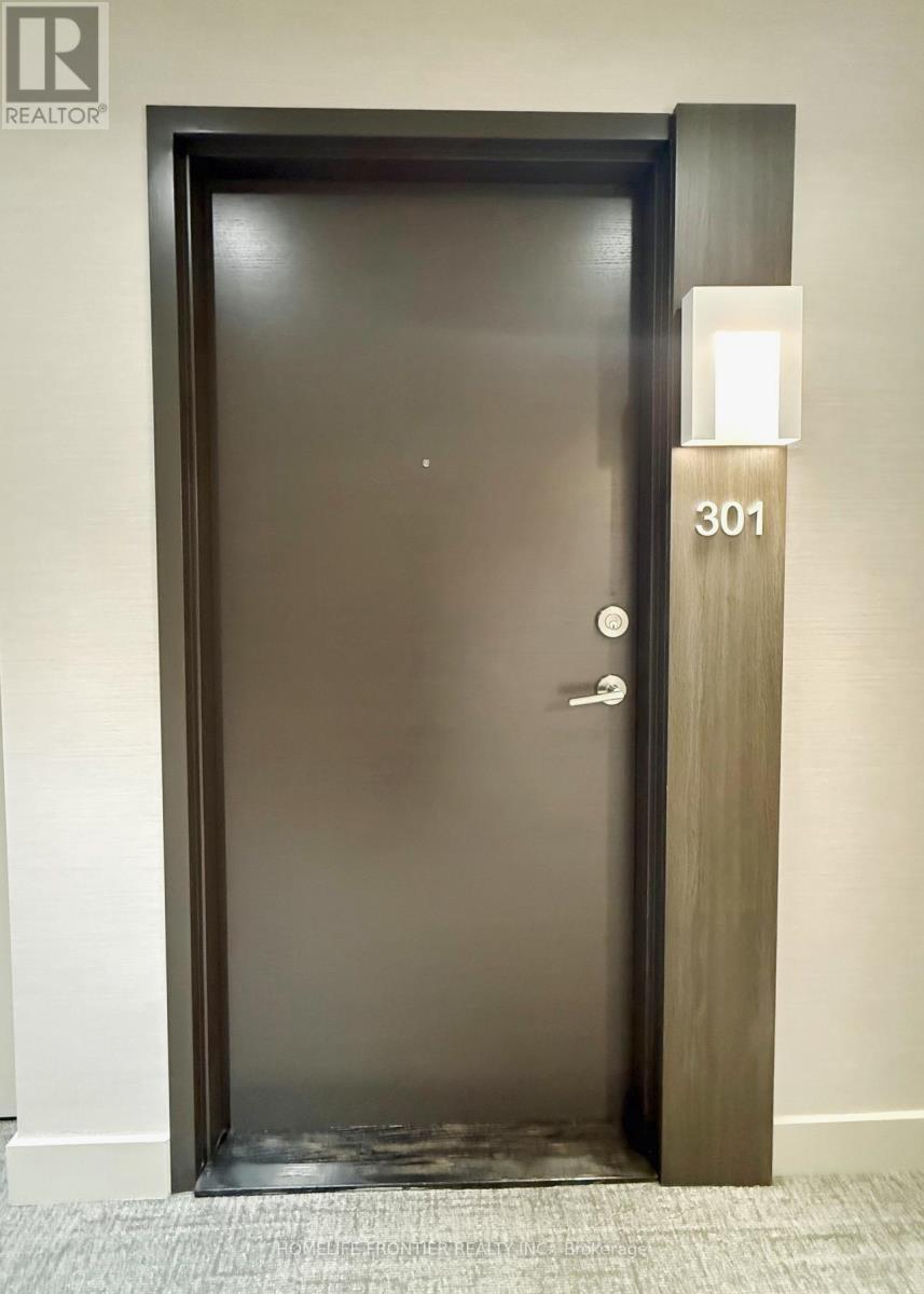 301 - 2 Teagarden Court, Toronto, ON - Indoor