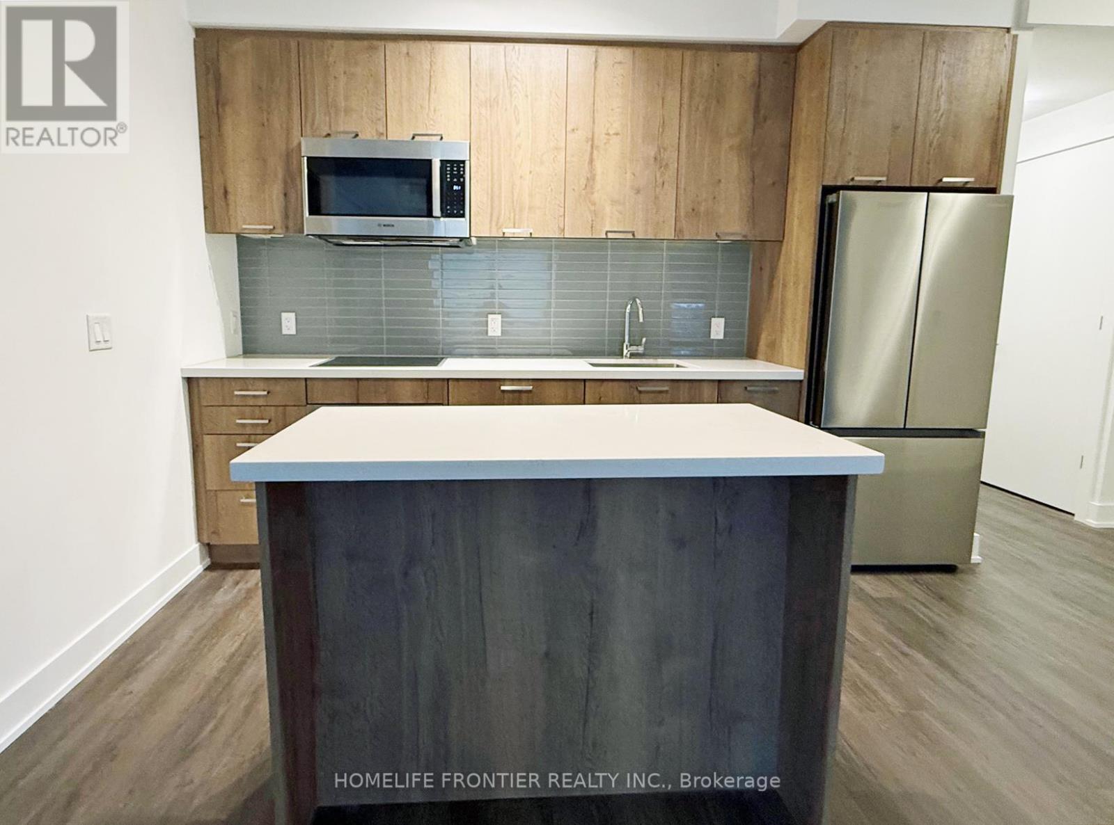 301 - 2 Teagarden Court, Toronto, ON - Indoor Photo Showing Kitchen
