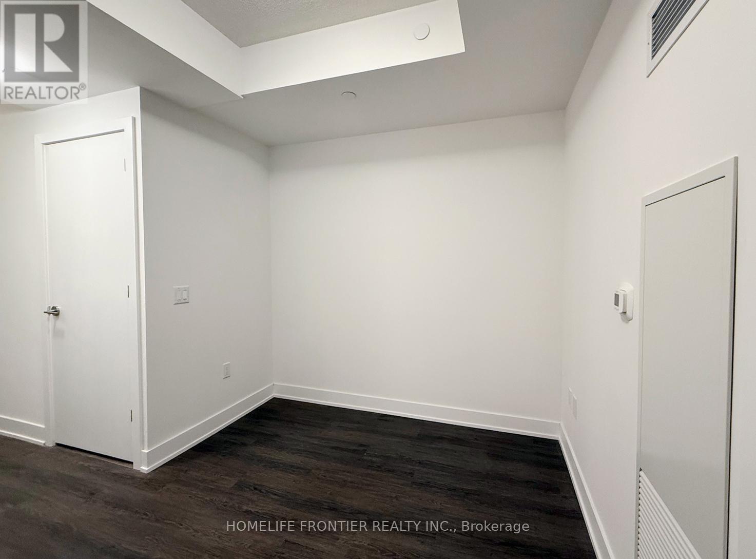 301 - 2 Teagarden Court, Toronto, ON - Indoor Photo Showing Other Room