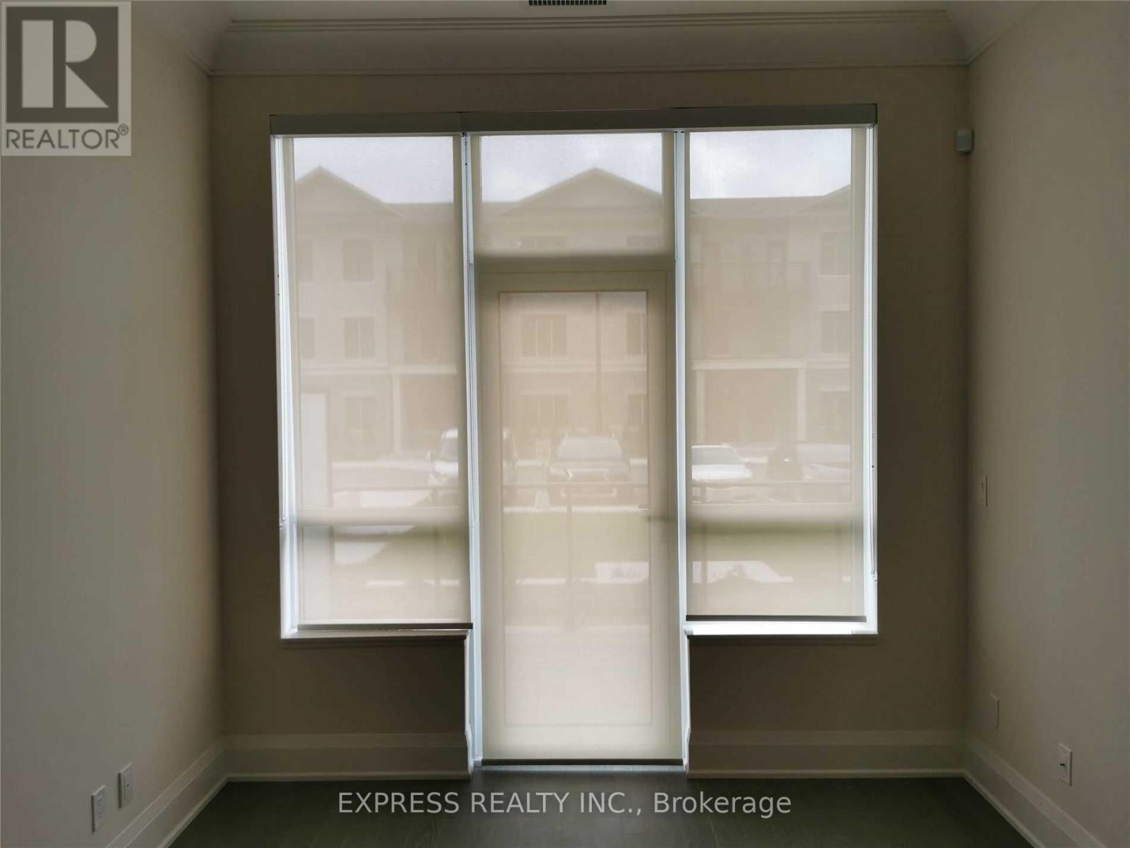 107 - 396 Highway 7 Road E, Richmond Hill, ON - Indoor Photo Showing Other Room