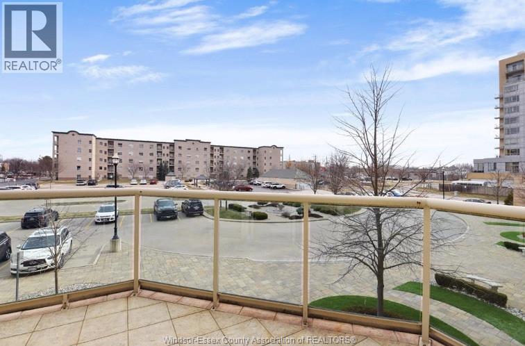 5055 Riverside Drive Unit# 201, Windsor, ON - Outdoor With View