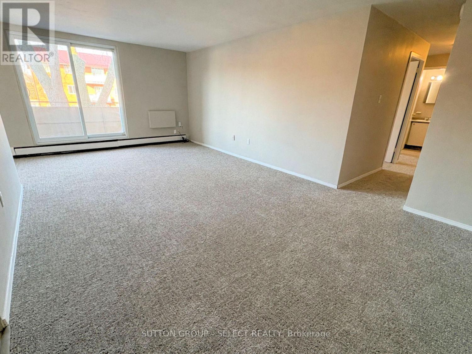 6 - 79 Baldoon Road, Chatham-Kent, ON - Indoor Photo Showing Other Room