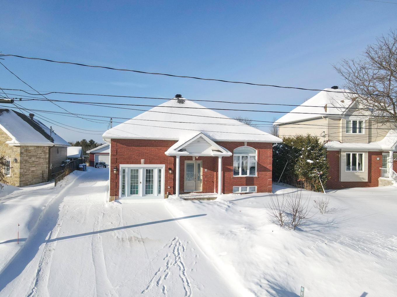 Façade - 25 Rue Des Hêtres, Gatineau (Gatineau), QC - Outdoor With Facade