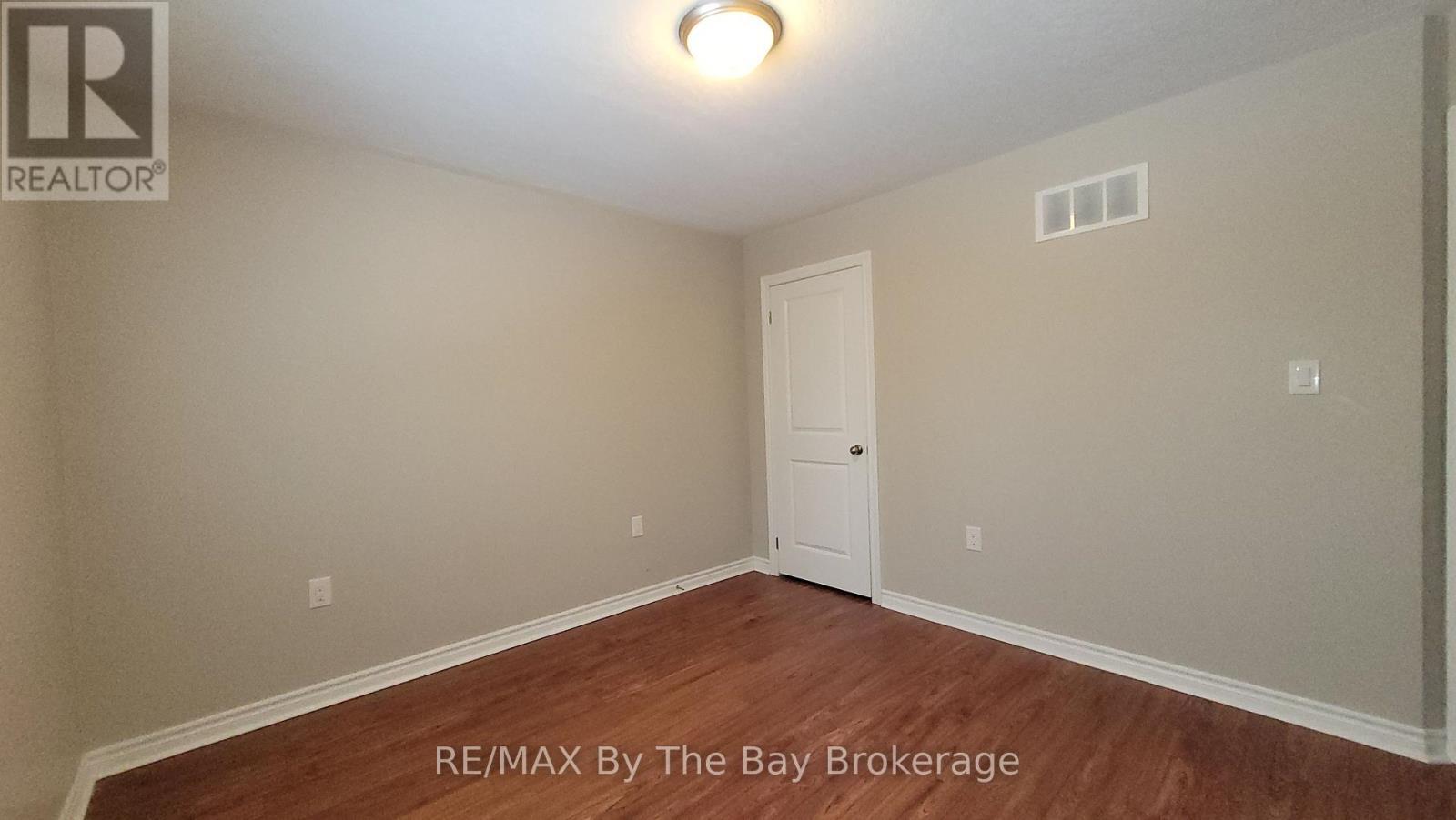 42 Tona Trail, Wasaga Beach, ON - Indoor Photo Showing Other Room