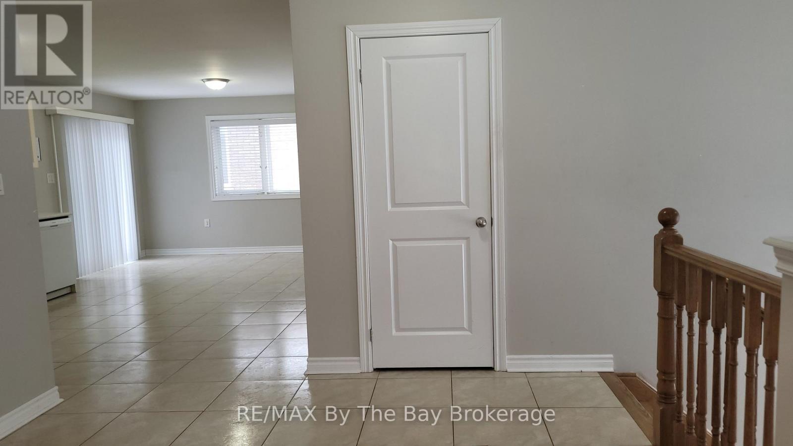42 Tona Trail, Wasaga Beach, ON - Indoor Photo Showing Other Room
