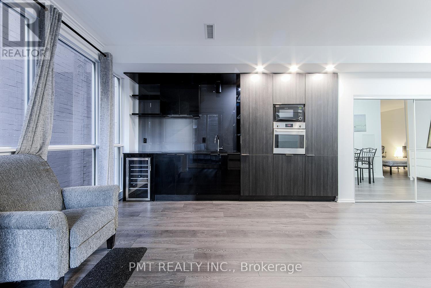 403 - 70 Temperance Street, Toronto, ON - Indoor