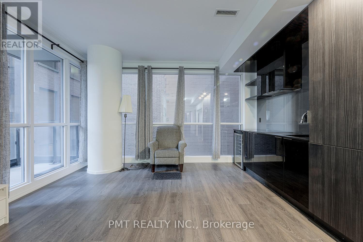 403 - 70 Temperance Street, Toronto, ON - Indoor Photo Showing Other Room