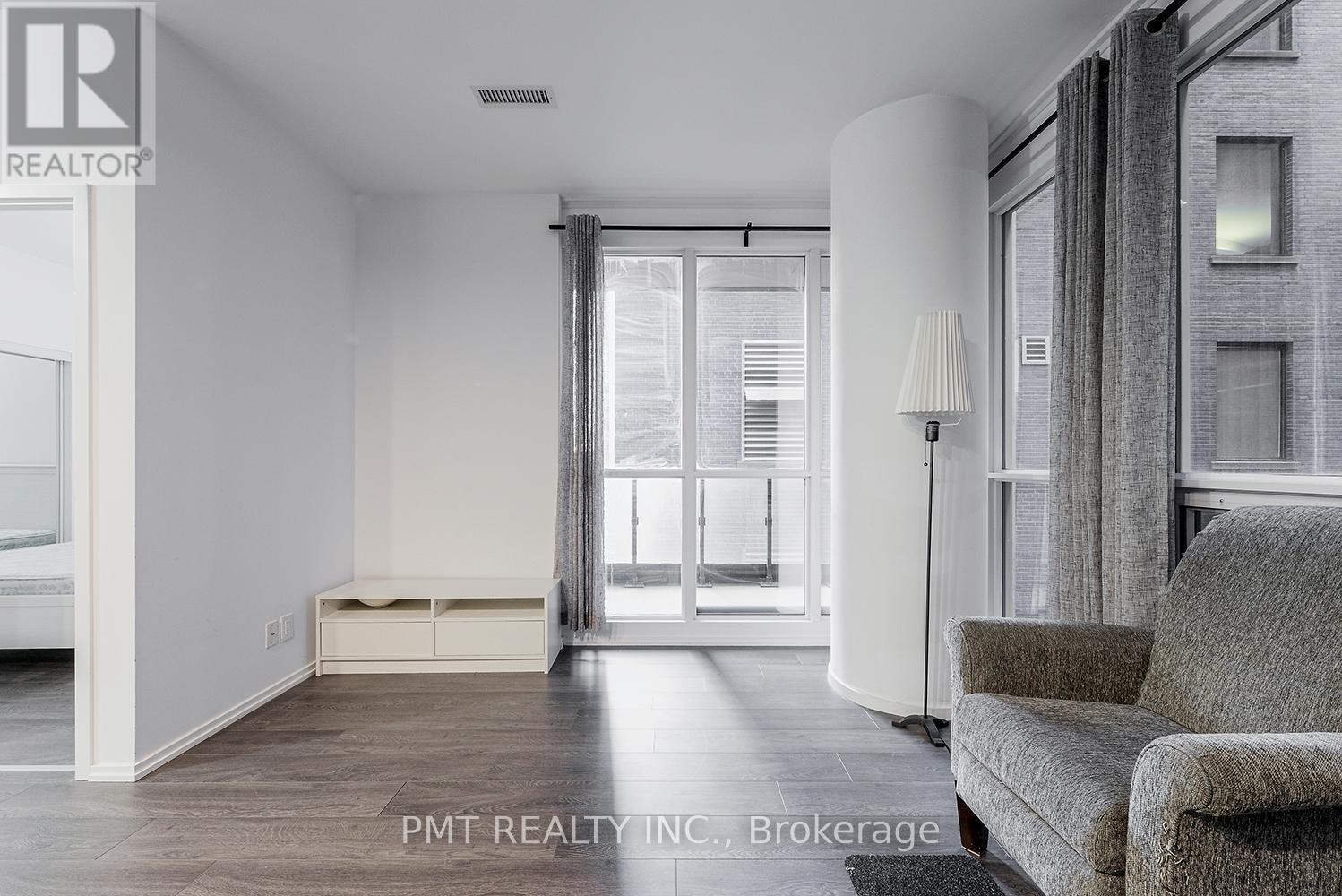 403 - 70 Temperance Street, Toronto, ON - Indoor