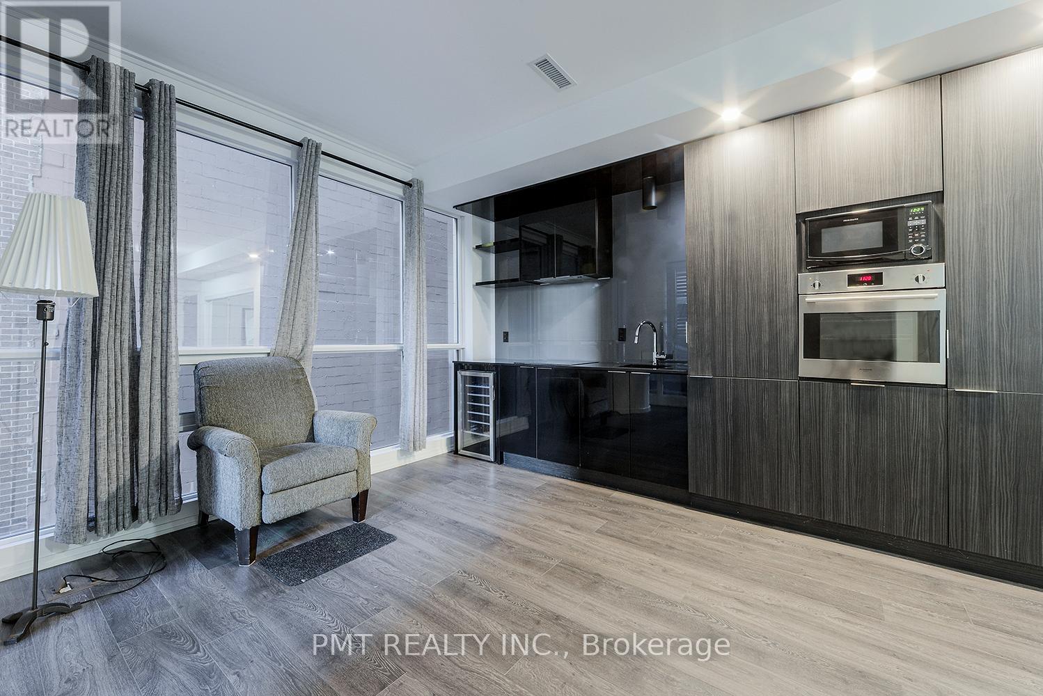 403 - 70 Temperance Street, Toronto, ON - Indoor