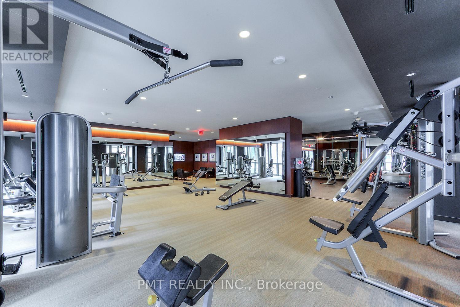 403 - 70 Temperance Street, Toronto, ON - Indoor Photo Showing Gym Room