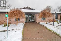 693 WHITAKER STREET Peterborough (Ashburnham Ward 4), ON K9H 7K3