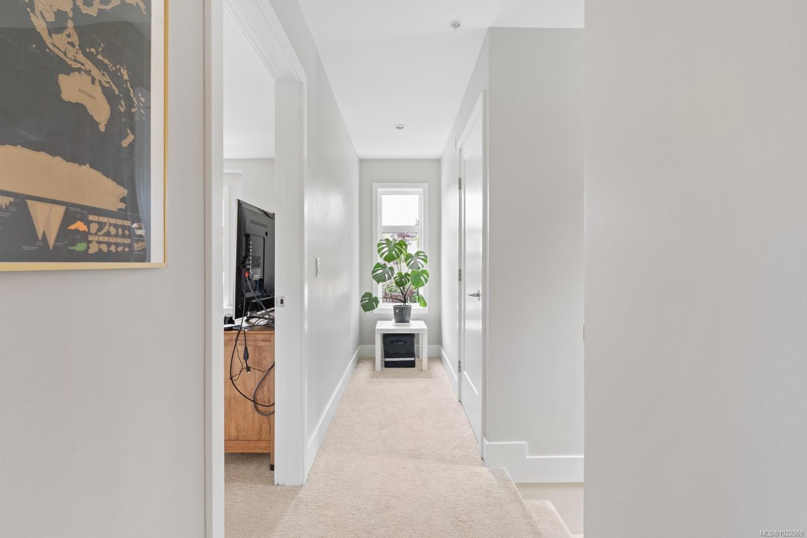 7-9889 Seventh St, Sidney, BC