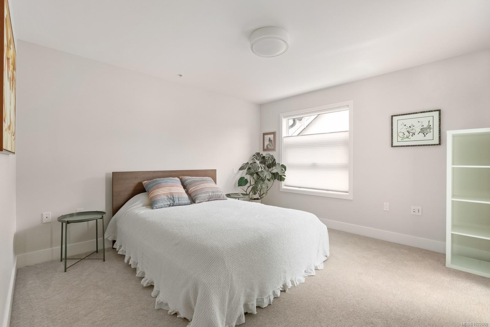 7-9889 Seventh St, Sidney, BC