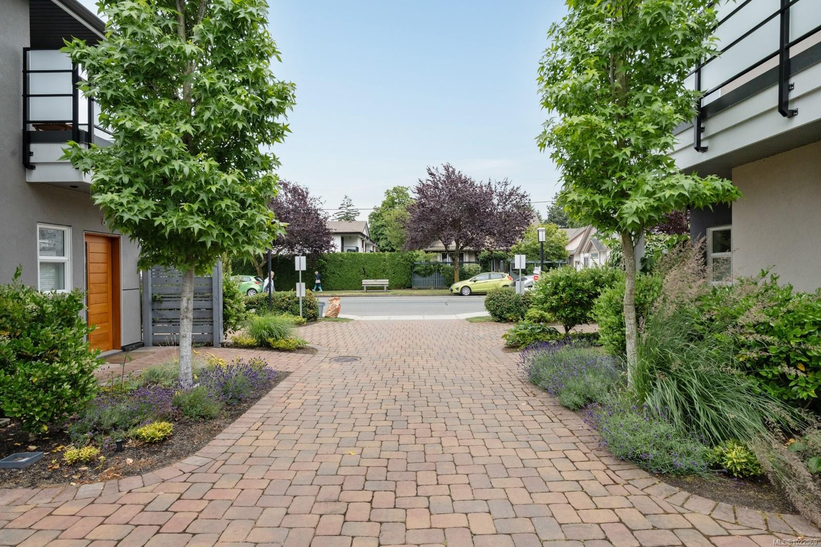 7-9889 Seventh St, Sidney, BC