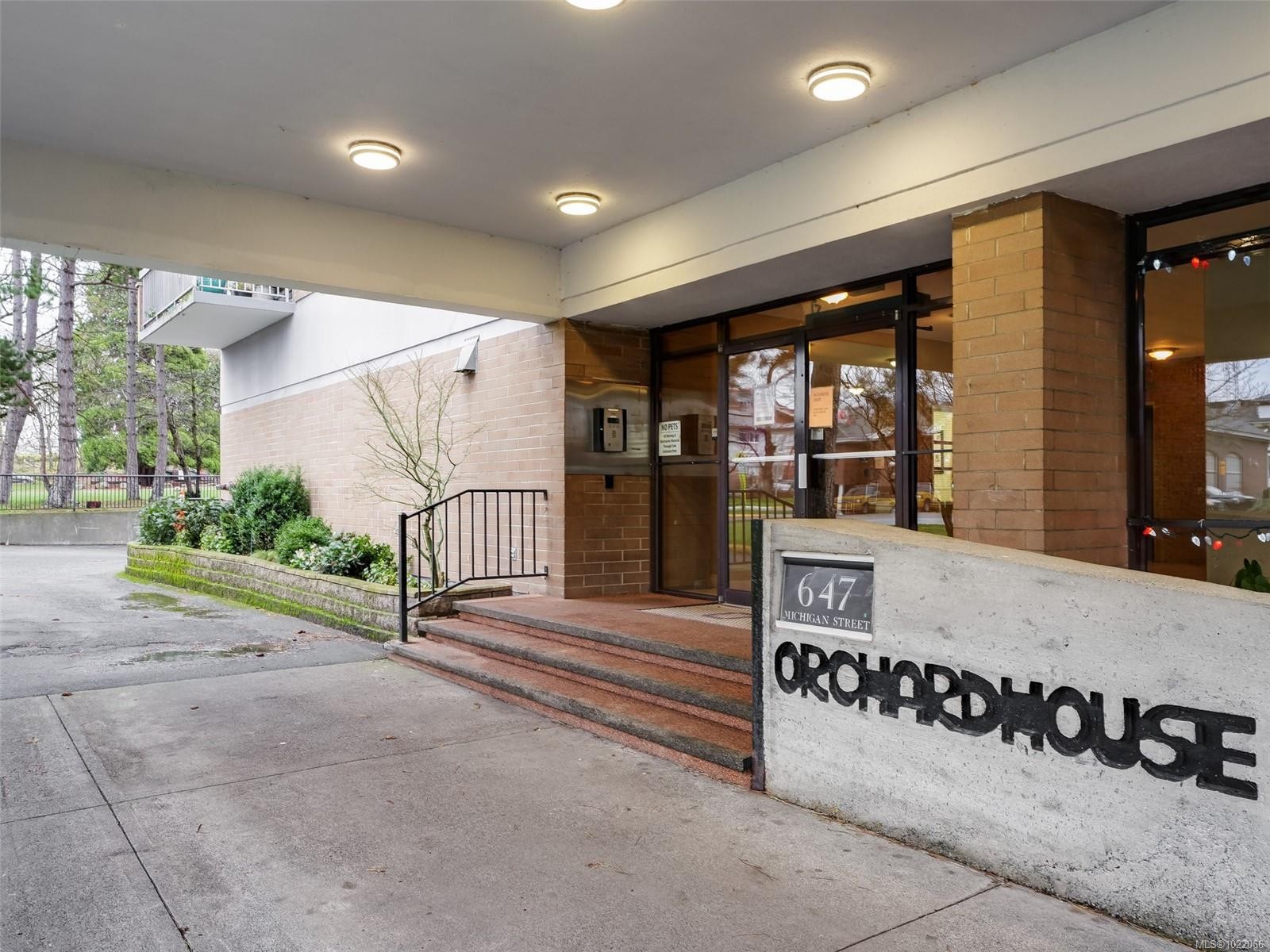 2006-647 Michigan St, Victoria, BC - Outdoor